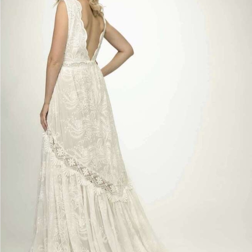 Elegant Lace Ivory Gown